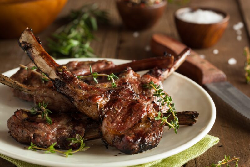 MARINATED LAMB CHOPS Robert Irvine   Lamb Chops E1470169805381 800x533 