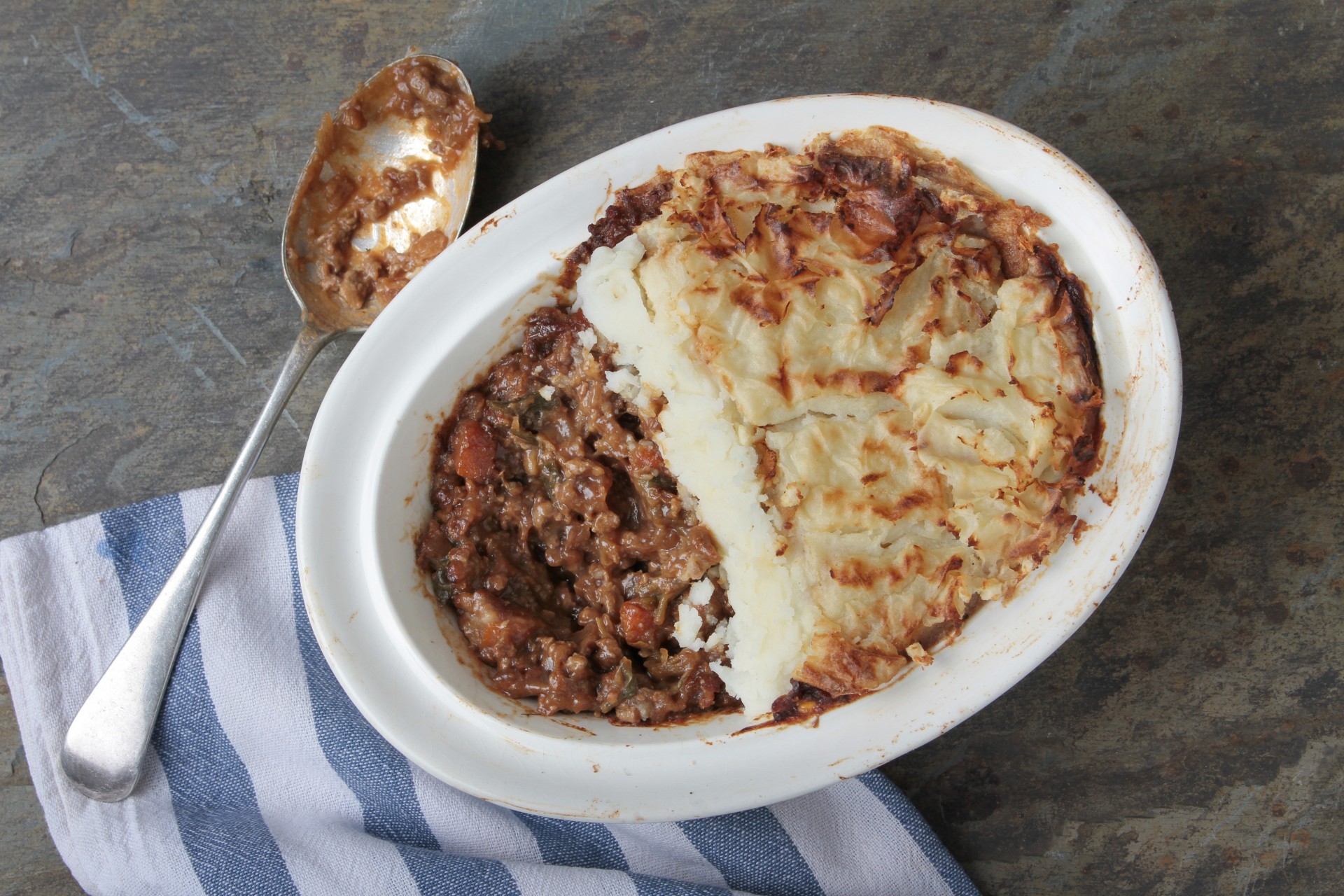 SHEPHERD’S PIE – Robert Irvine